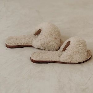 BYJAMES All Shearling Skin Sandals